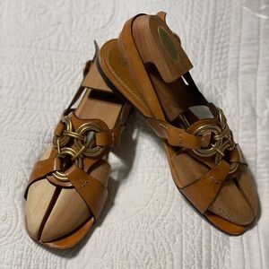EUC Tory Burch Ring Sandal size 8.5 M